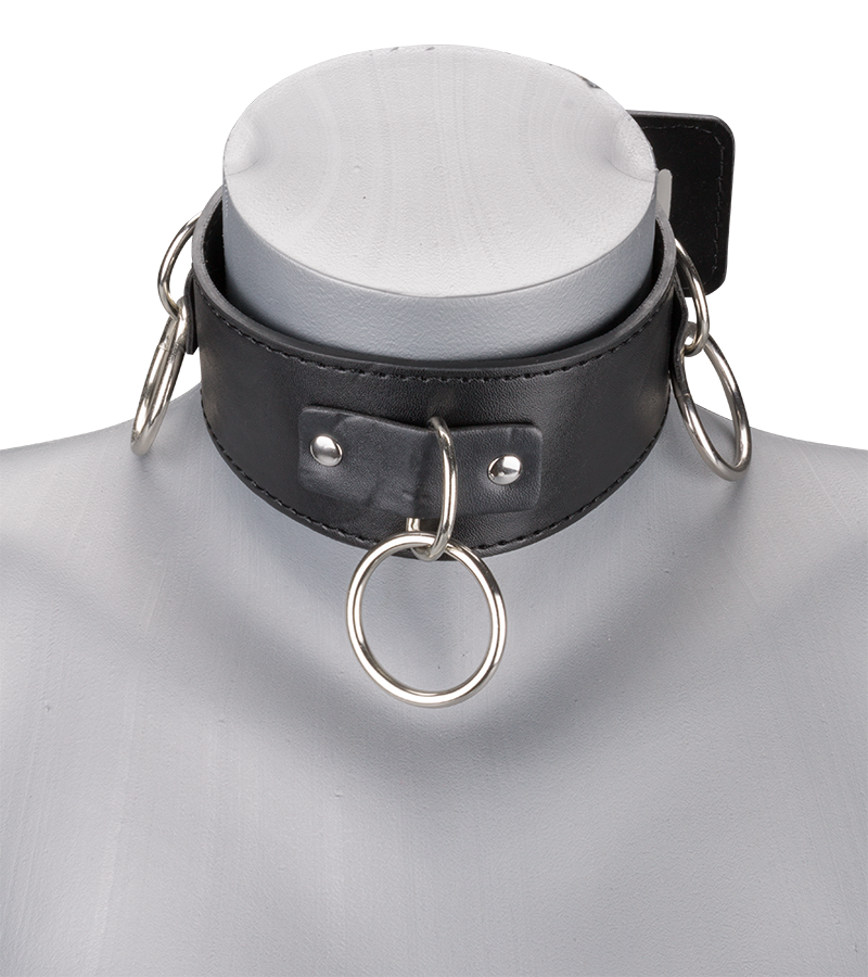 Leather bondage three-ring collar with chain lead
